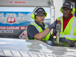 <span class="nowrap">Phillips 66</span> Aviation Unveils Inaugural “Safe Sky Award” for Branded FBOs